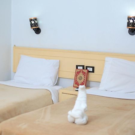 Oscar Hotel Aswan Bagian luar foto